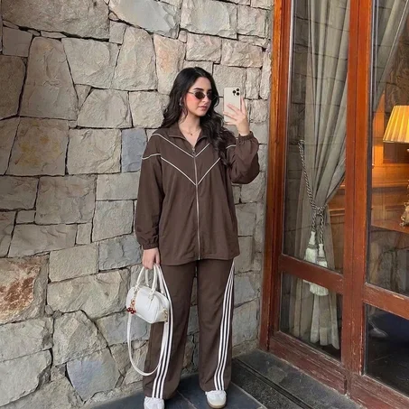 survetement femme ensemble