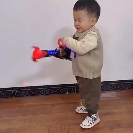 pistolet lumineux musical