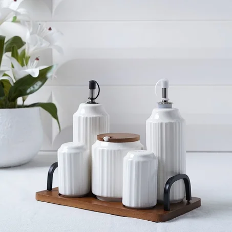 Set de 2 Huiliers - 2 Salières et Boite à épices en Céramique