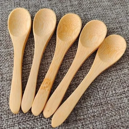 Lot de 6 mini cuillère en bois