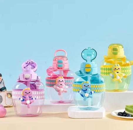 Bouteille d'eau 900 ml