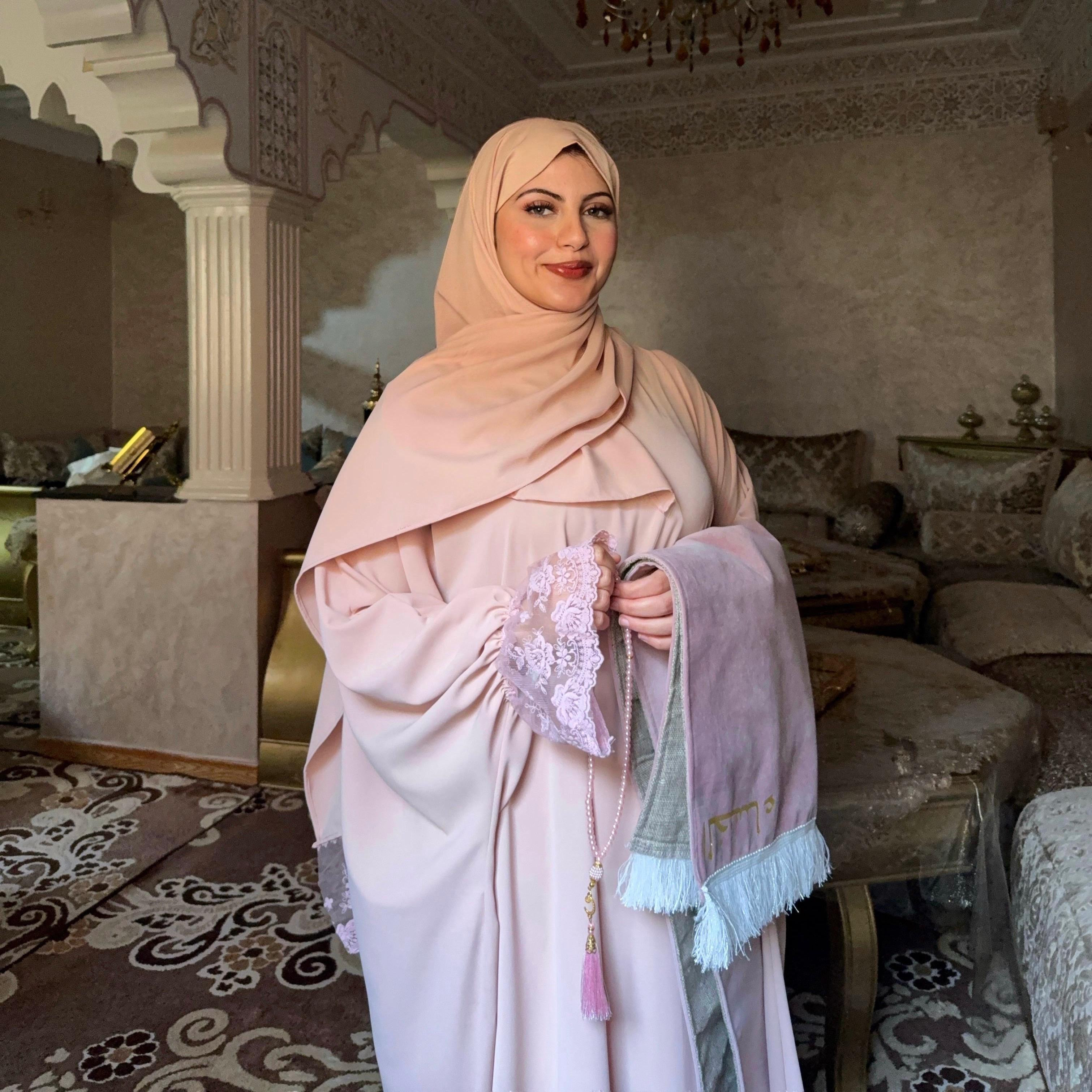 عباية "نور الحياء"