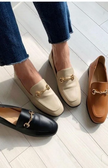 أحدية نسائية