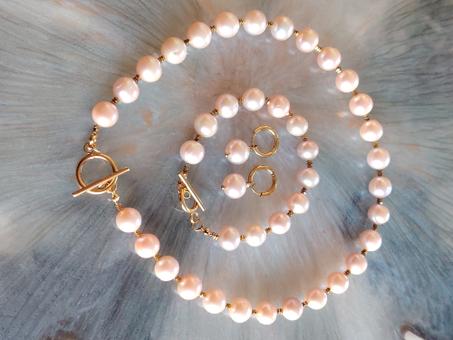 Ensemble collier bracelet et boucle d oreilles 00015