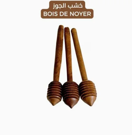 Cuillère à miel en bois de noyer