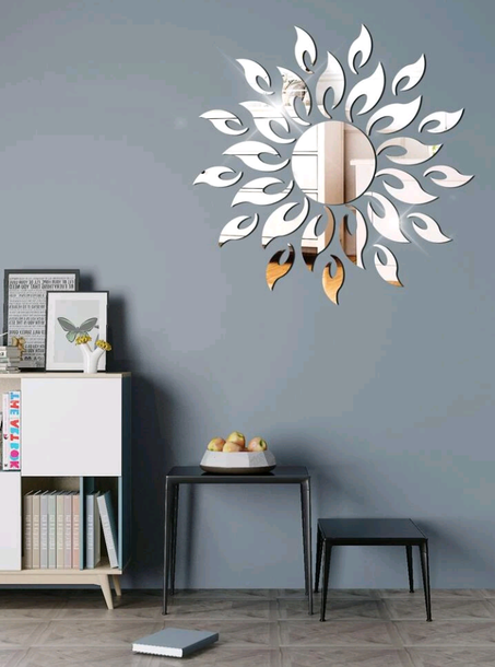 مرآة على شكل ديكور طقم