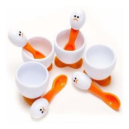 كأس وملعقة للبيض 🥚🥄