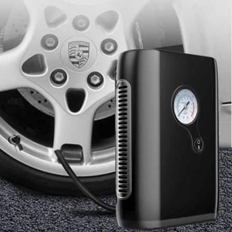 منفاخ هواء لإطارات السيارات