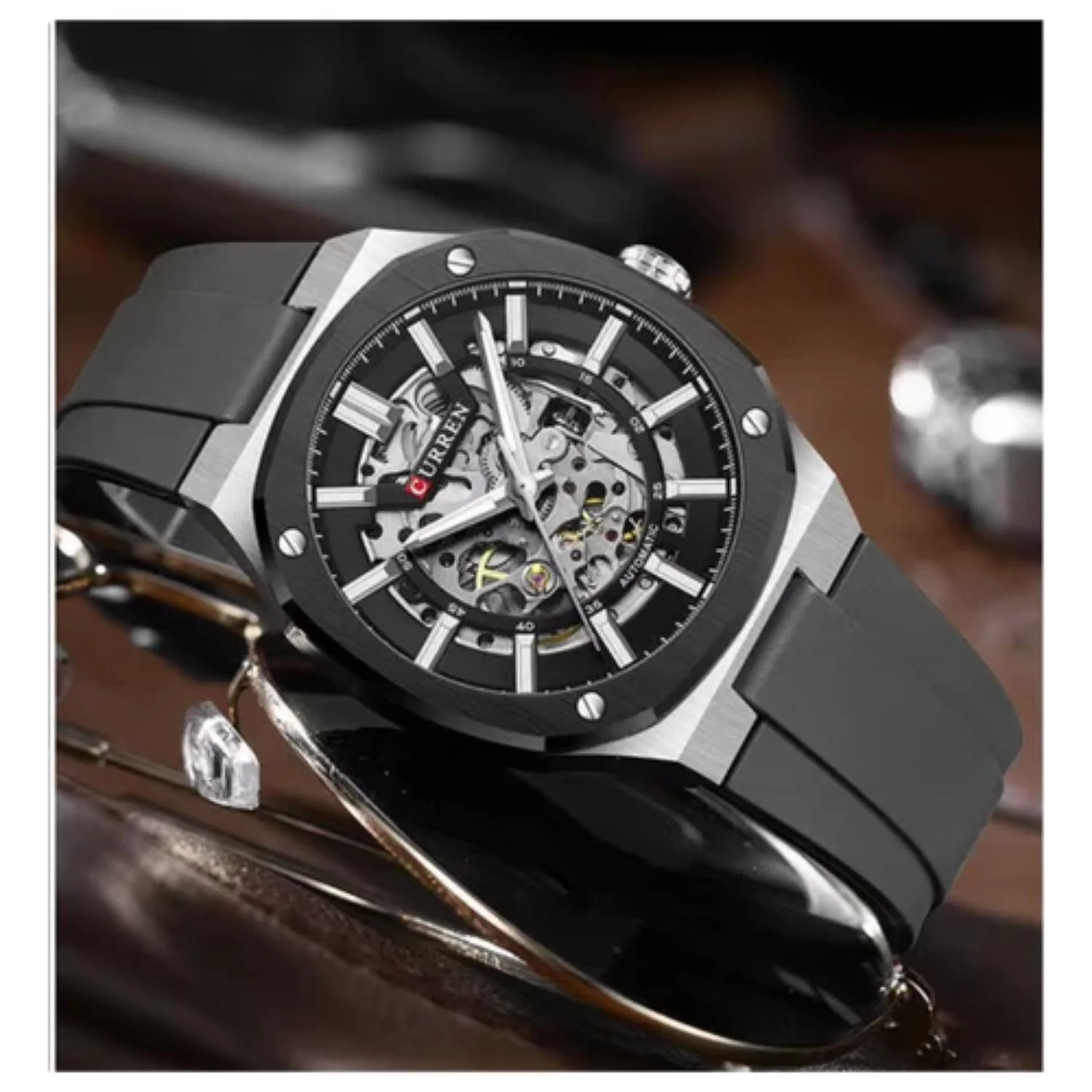 curren 8485 automatique