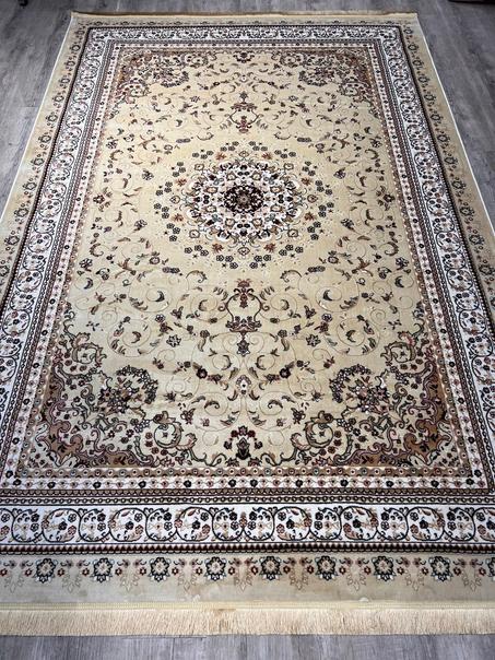 زربية تقليدية لون بيج