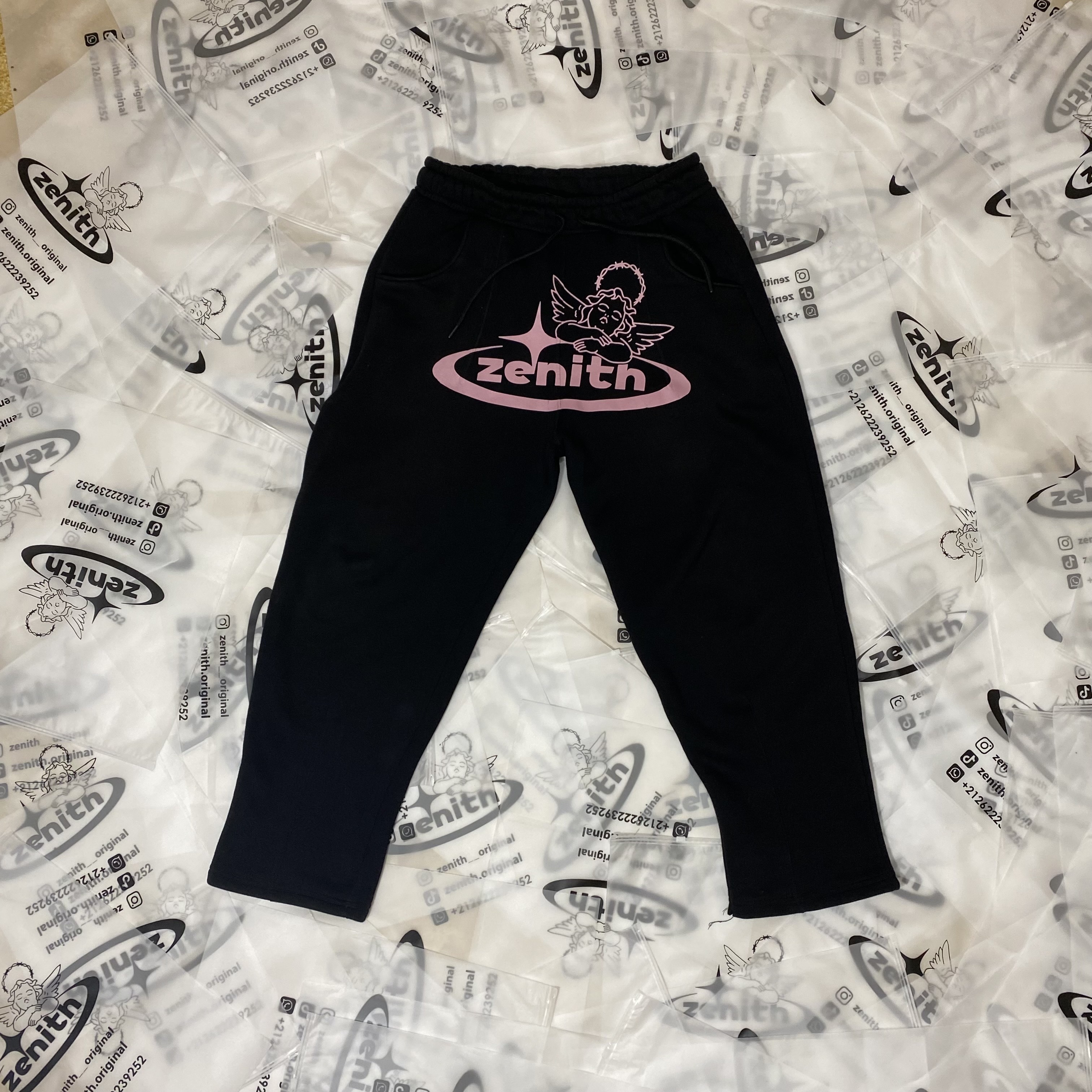 Pantalon Zenith – Black/Pink “Flames”