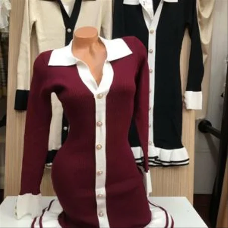 ملابس نسائية