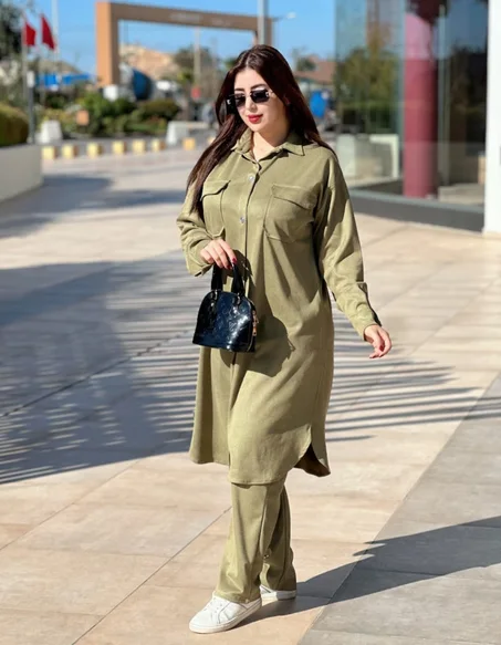 طقم نسائي أنيق (2 قطعة) - قماش فودان قطري/مائل - مريح وعصري - موديل EVI 4 Ensemble evi 4