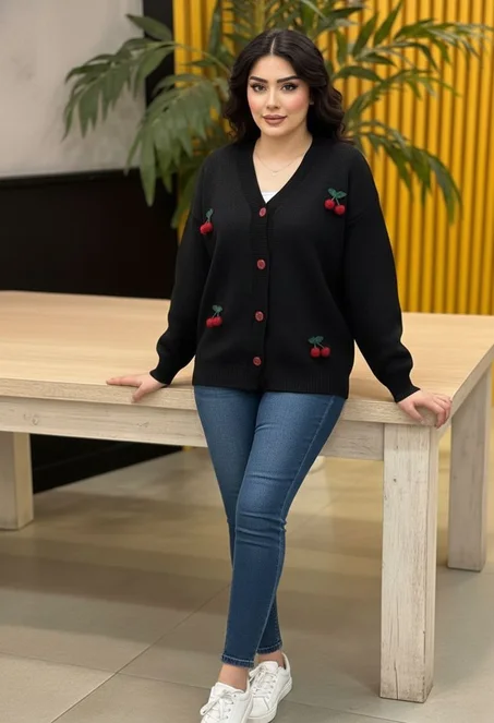 تريكو نسائي بلون الكرز (Cerise) - مصنوع من نسيج محبوك ناعم ومريح - أزياء شتوية  Tricot cerise