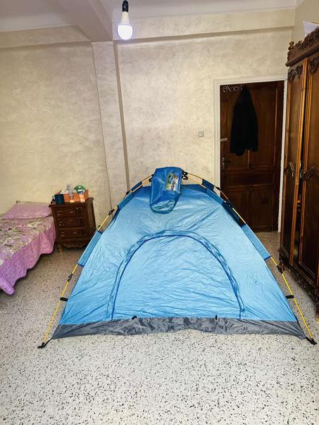 خيمة 4 اشخاص