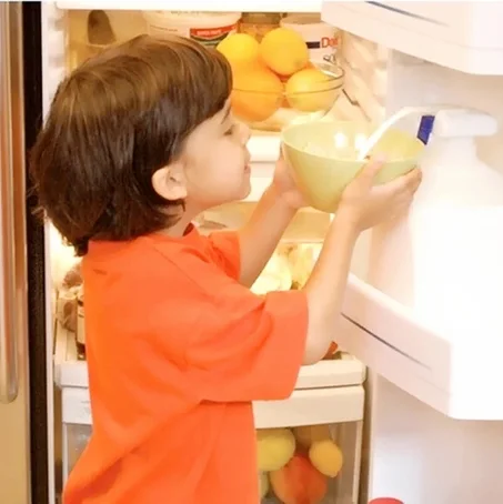 Automatic Drinking Straw Beverage