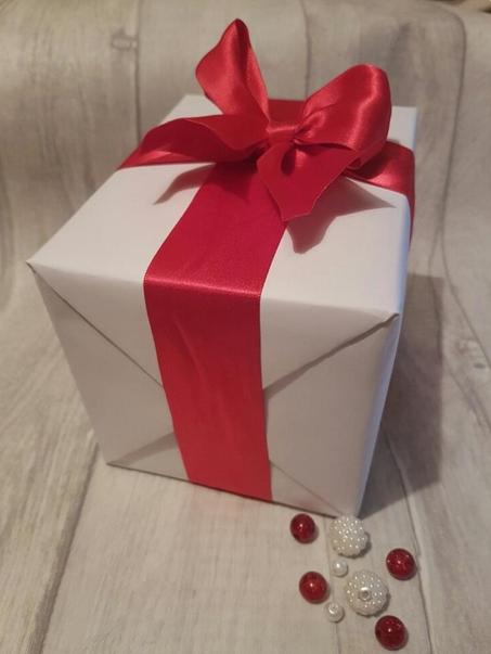 هدايا -Gifts
