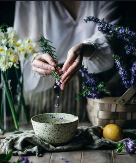 مستحضرات تجميل طبيعية-Natural cosmetics