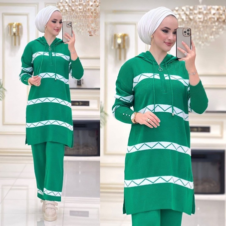 أنسومبل نسائي REF 1068