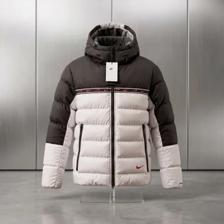 جاكيت عالمي-Nike  -بأحدث تصميمات الموسم