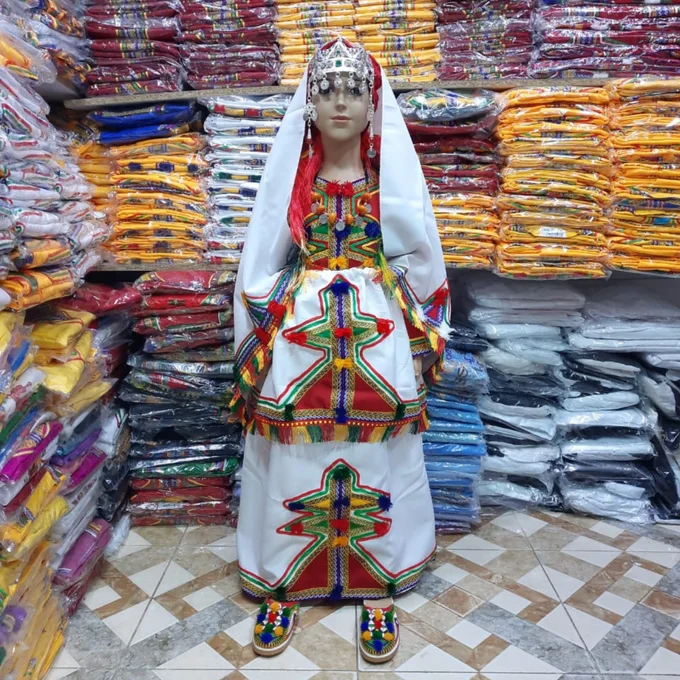 لـبـسـة تـقـلـيـديـة أمـازيـغـية صاية ثوب مطروزة ( 3 سنوات ـ 6 سنوات )