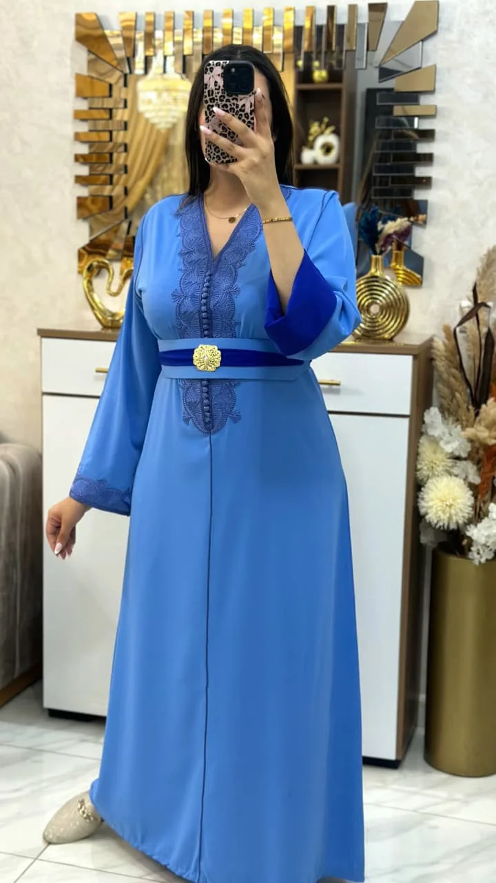 🟠 قفطان أنيق بفصالة مثالية كيعطيك طلة ملكية