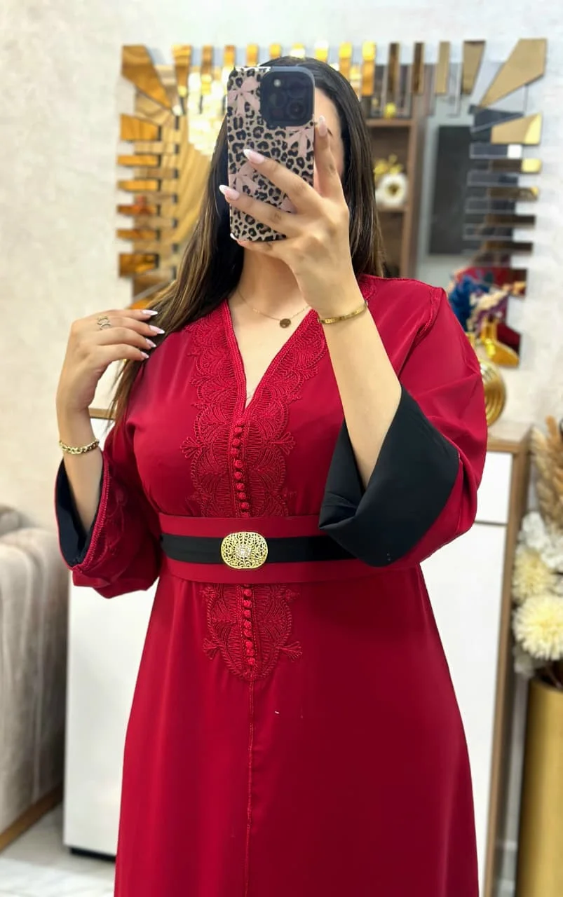🟠 قفطان أنيق بفصالة مثالية كيعطيك طلة ملكية