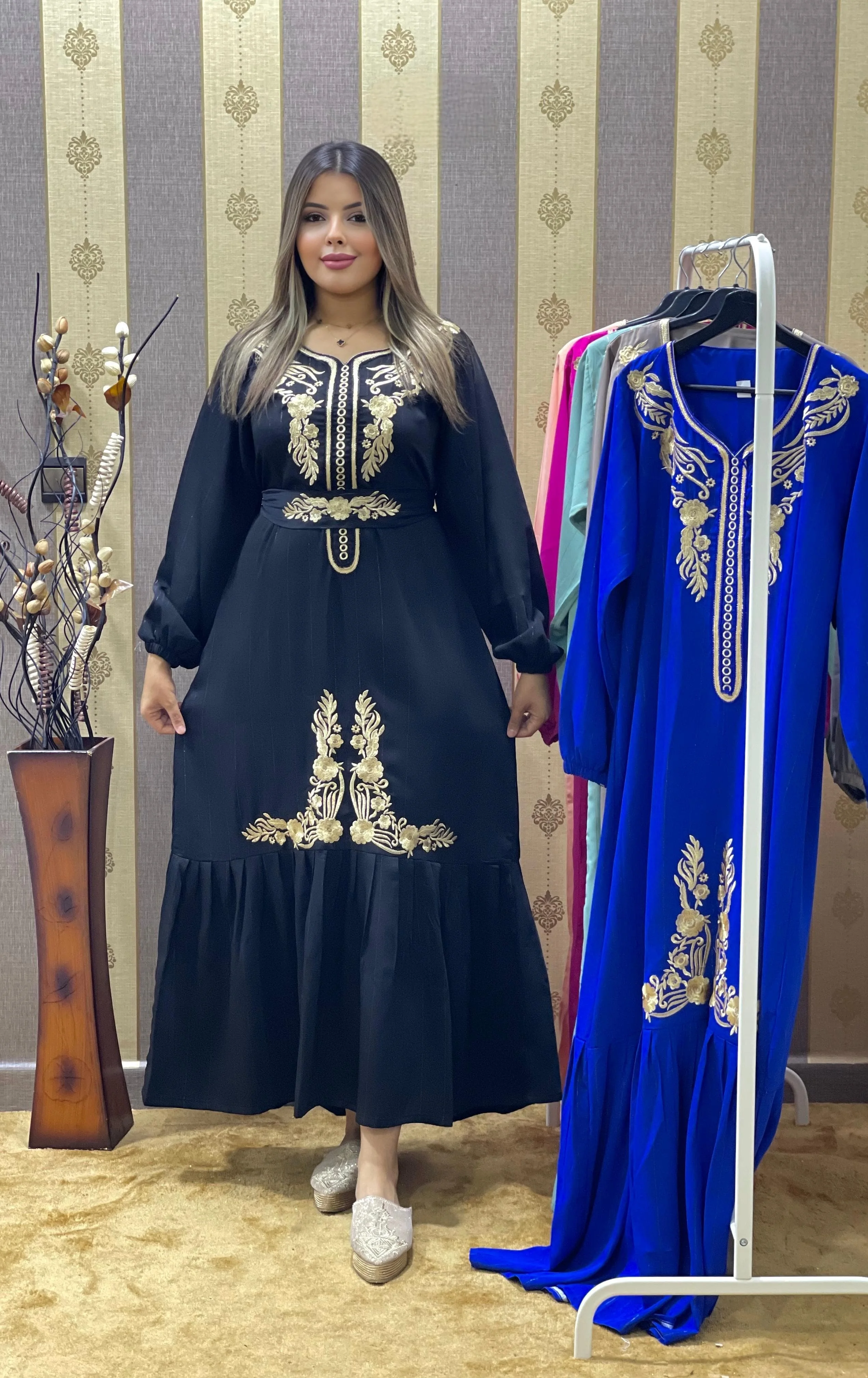 ✨ قفطان راقي للعيد و جميع المناسبات المميزة 🎊👑