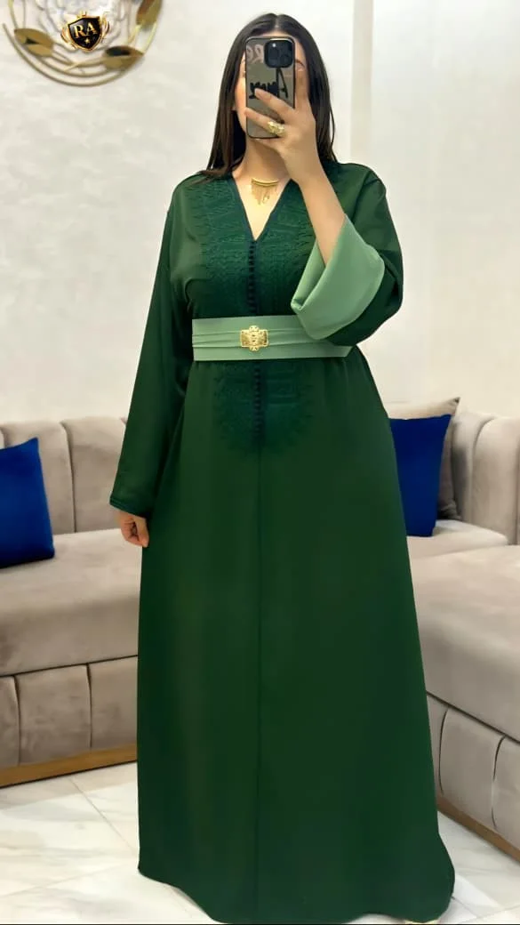 🟠 قفطان أنيق بفصالة مثالية كيعطيك طلة ملكية