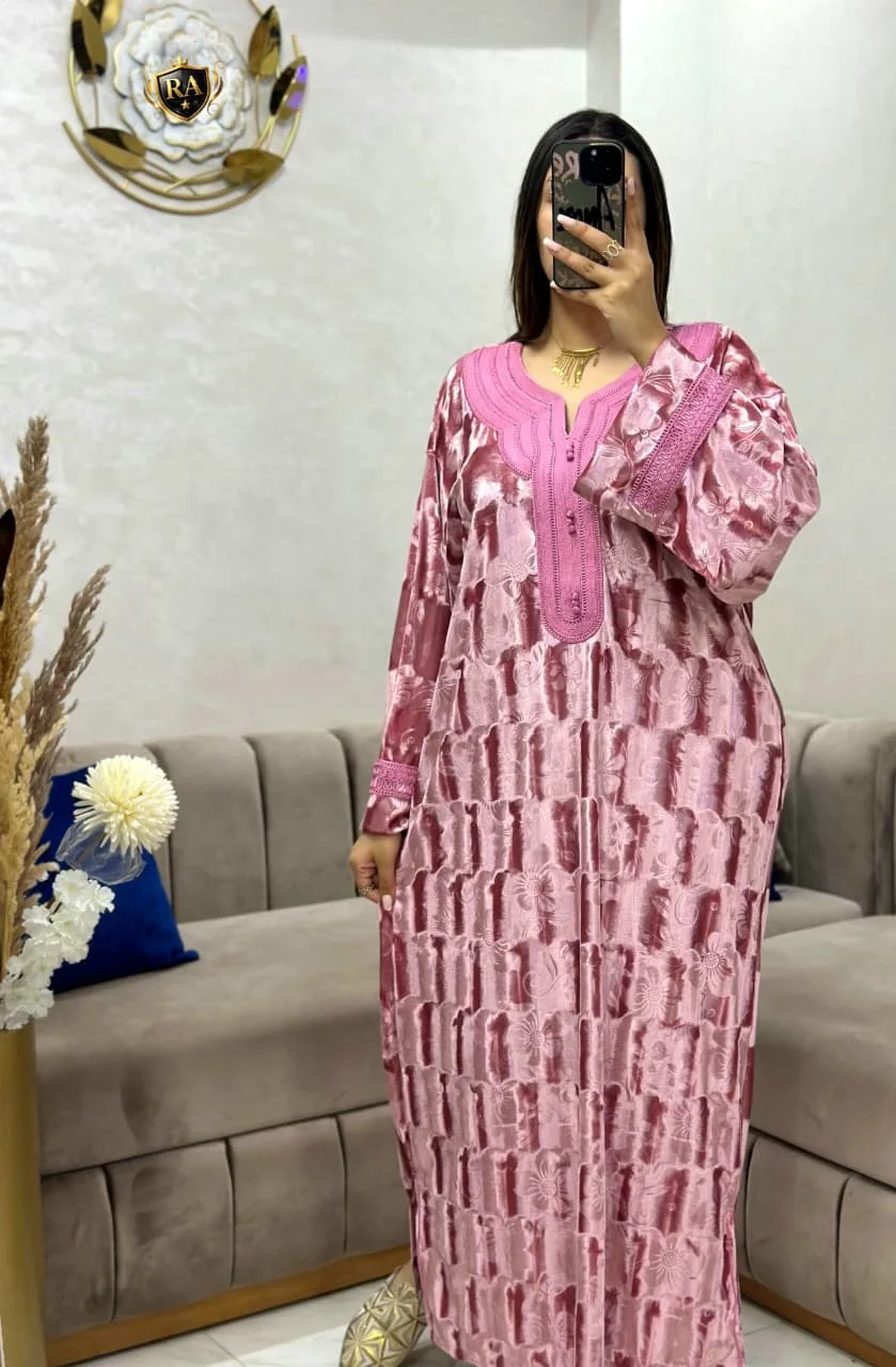 أناقة ملكية تخطف الأنظار فالأفراح و المناسبات 🎊👑