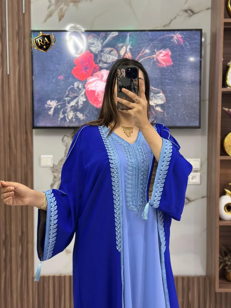 اختاري التميز فمناسباتك مع كيمونو 2 بياس الأنيق 💎