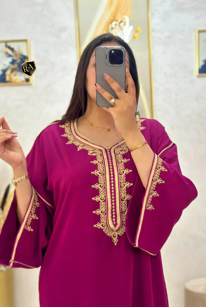 👑 قفطان مخزني فاخر بتصميم أنيق يجمع بين الأصالة والعصرية