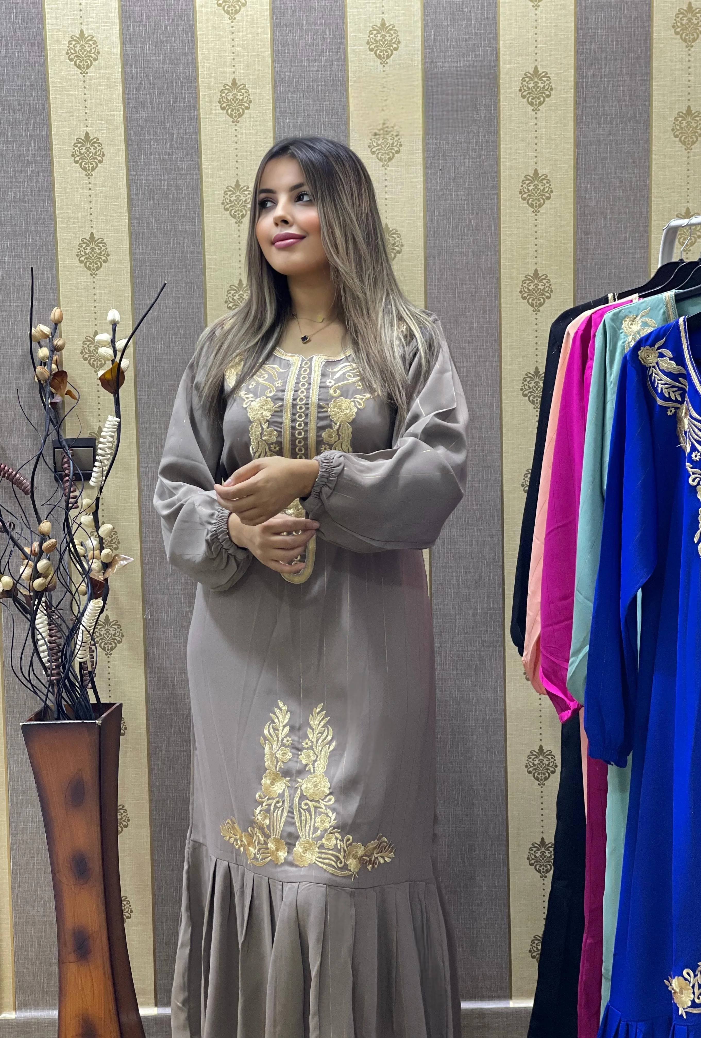 ✨ قفطان راقي للعيد و جميع المناسبات المميزة 🎊👑