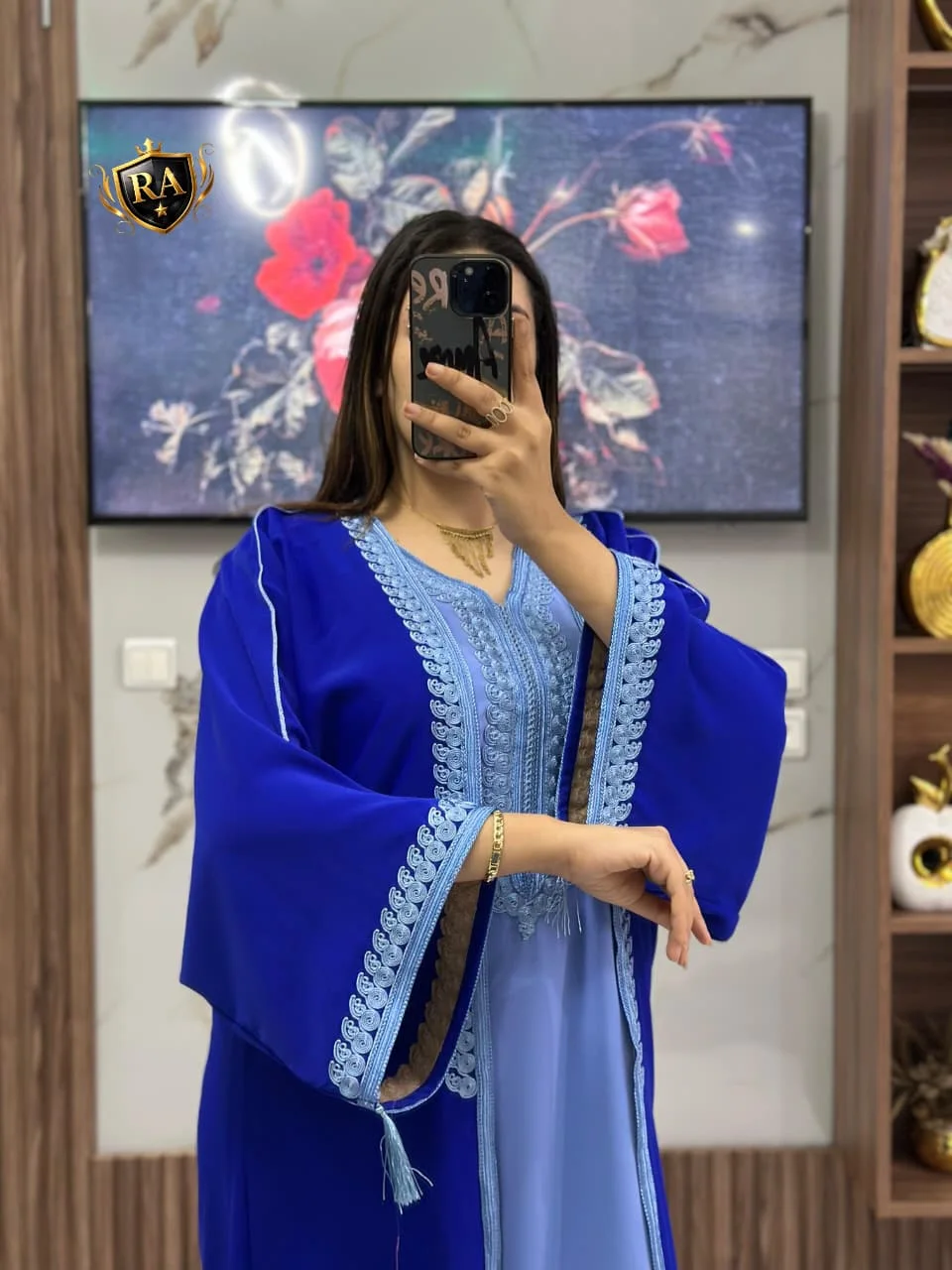 اختاري التميز فمناسباتك مع كيمونو 2 بياس الأنيق 💎
