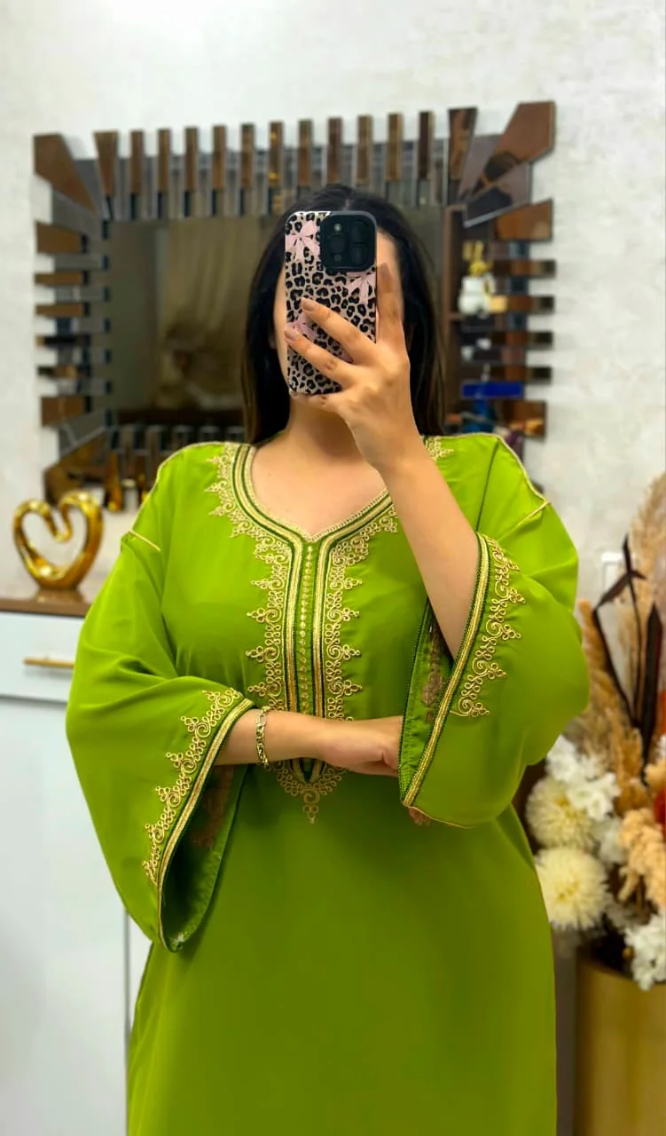 👑 قفطان مخزني فاخر بتصميم أنيق يجمع بين الأصالة والعصرية