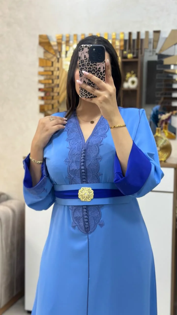 🟠 قفطان أنيق بفصالة مثالية كيعطيك طلة ملكية