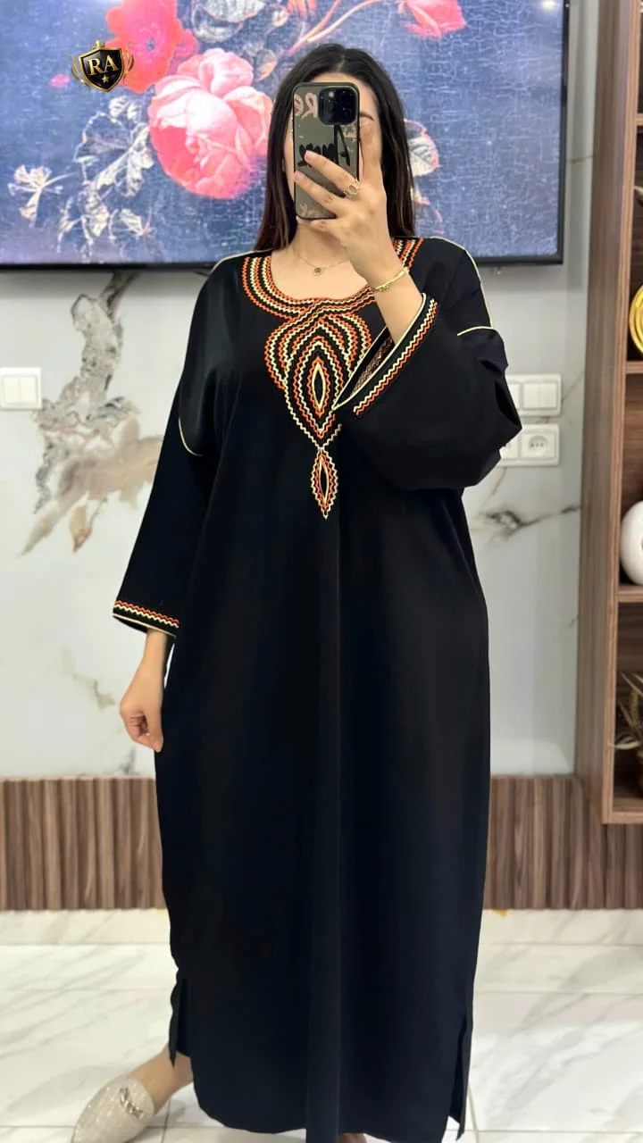 ألوان ساحرة وتصميم مميز... اختاري إطلالتك اليوم!