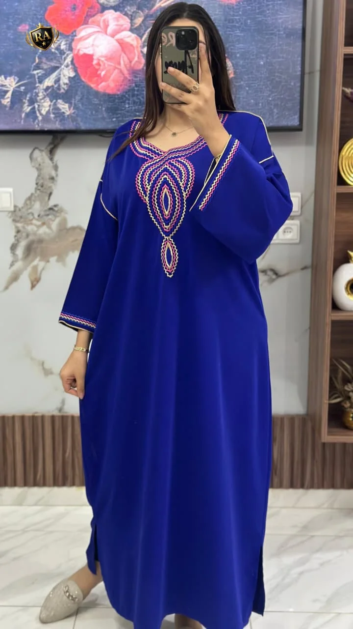 ألوان ساحرة وتصميم مميز... اختاري إطلالتك اليوم!