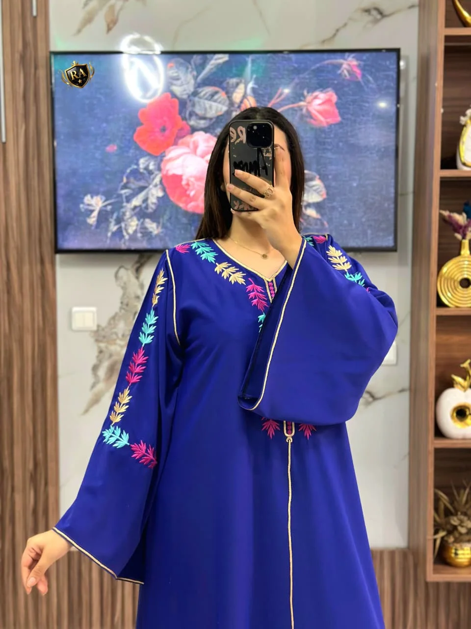 BLUE ROYAL