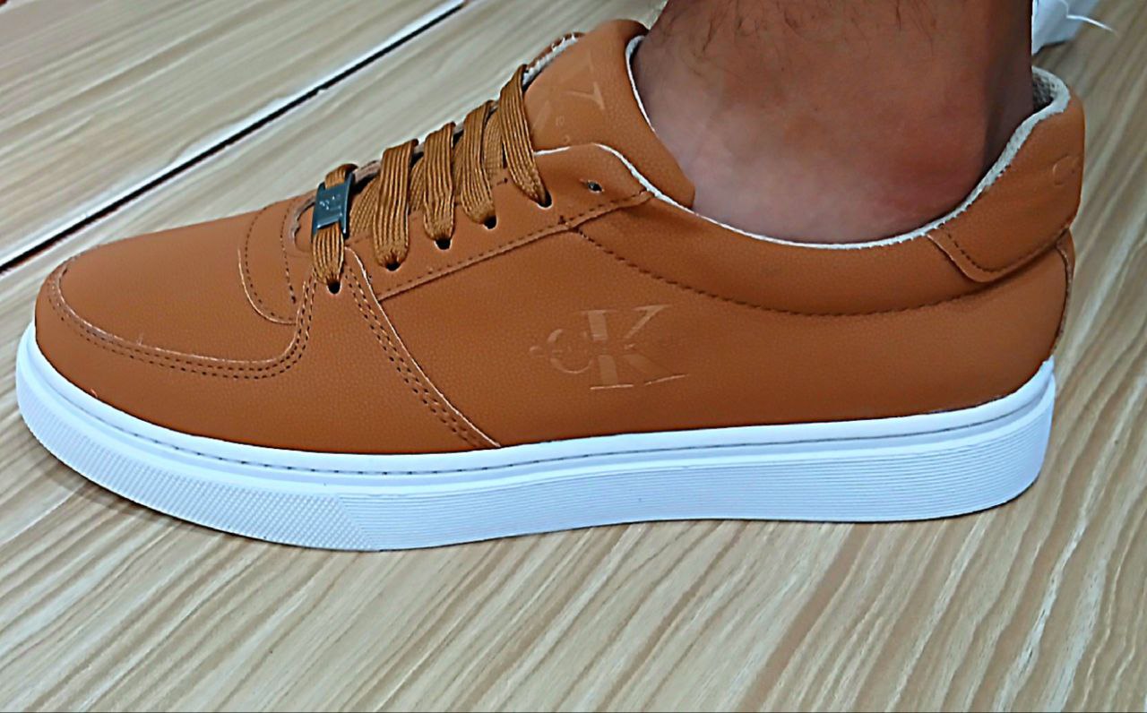 CHAUSSURE POUR HOMME 2025