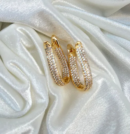 حلقات عصرية بثمن مناسب جودة عالية + تصميم أنيق كمية محدودة ⏳توصيل لجميع المدن