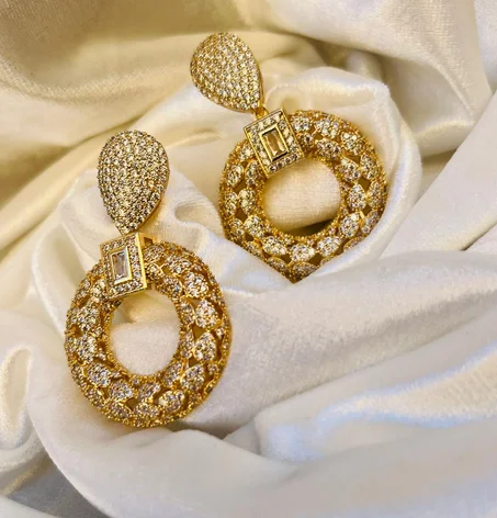 حلقات عصرية بثمن مناسب جودة عالية + تصميم أنيق كمية محدودة ⏳توصيل لجميع المدن