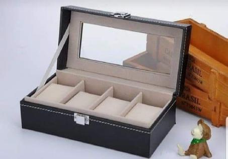 علبه لحفظ الساعات 4خانه الخامه جلد