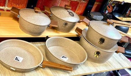 (جرانيت وودي غير قابل للخدش )