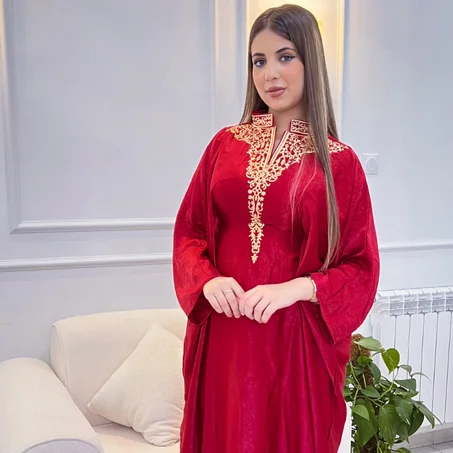 Robe Zina