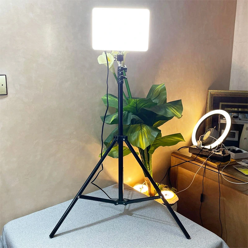 إضاءة احترافية و قوية + حامل ثلاثي 2 متر