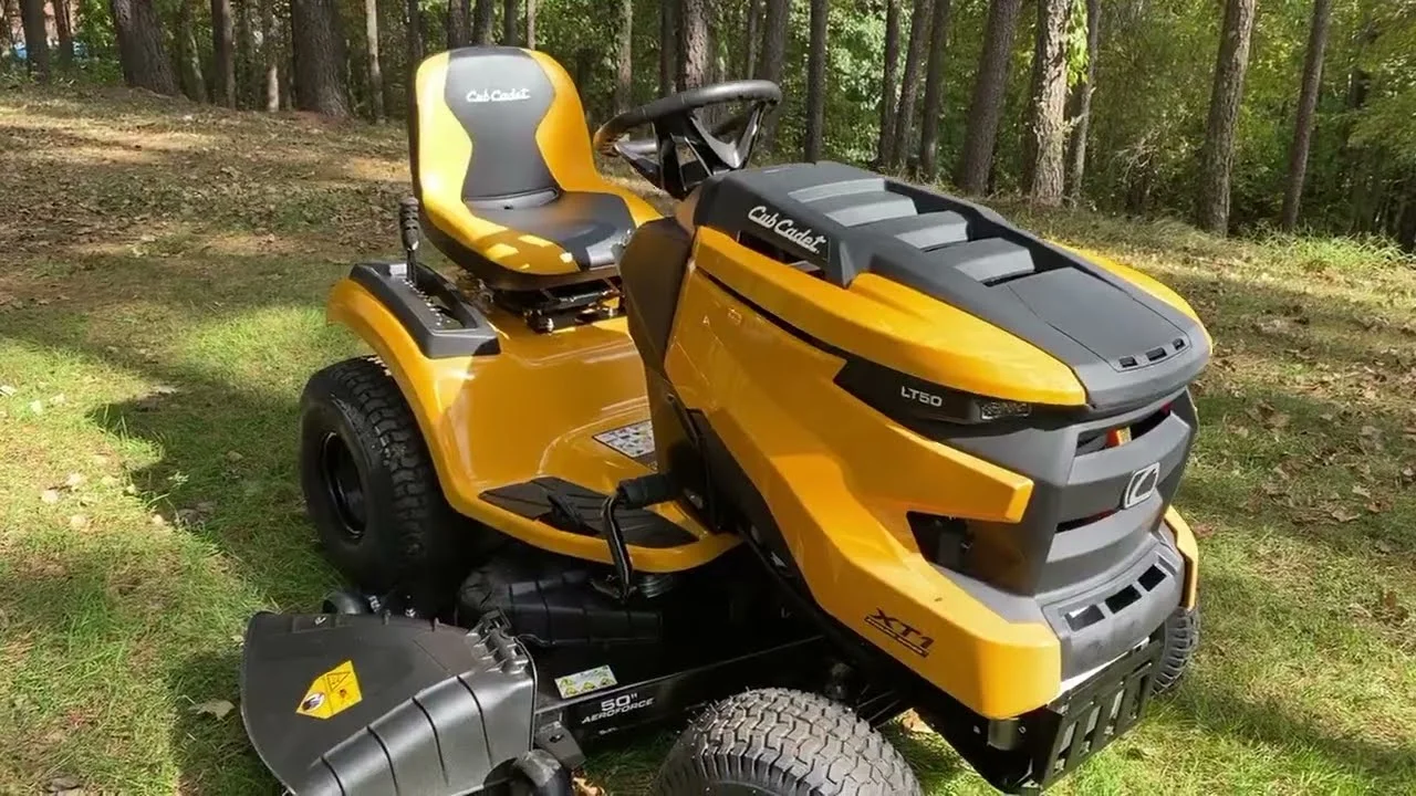 Cub Cadet XT1 LT50