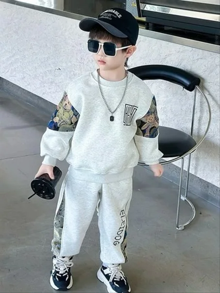 طقم أطفال موضة الخريف سنة ☃️2025☃️