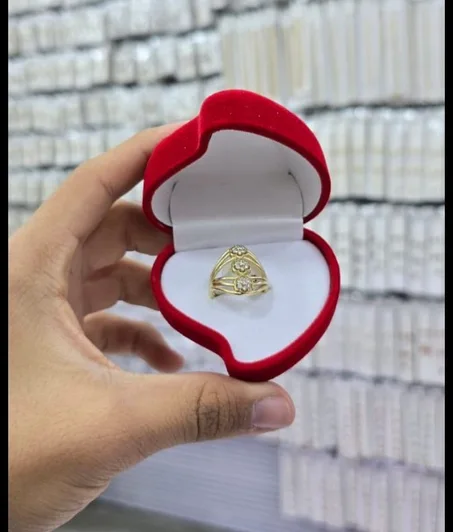 خاتم انيق للنساء