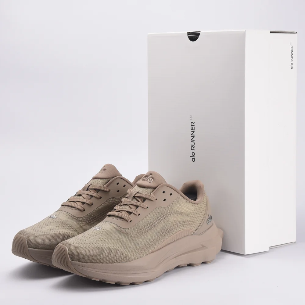 ALO RUNNER SNEAKER